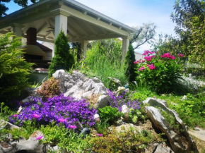 M&M NOVAK Luxury Apartment with award winning garden